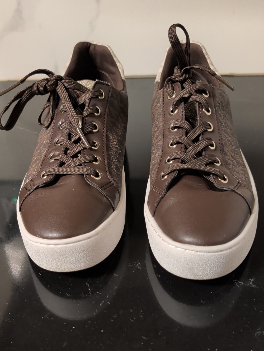 Michael Kors Poppy Color-Block Logo Sneakers Size 7.5 Used Excellent